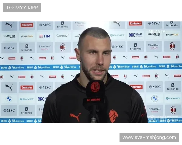 迈尼昂:扑出点球是本能反应,为球队感到骄傲