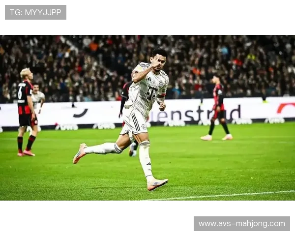 亚特兰大客场3-0完胜法兰克福,五分钟内连入三球